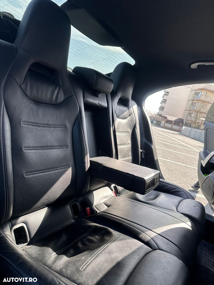 Mercedes-Benz CLA 200 4MATIC Coupe - 8