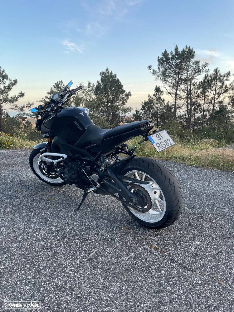 Yamaha MT-09 - 5