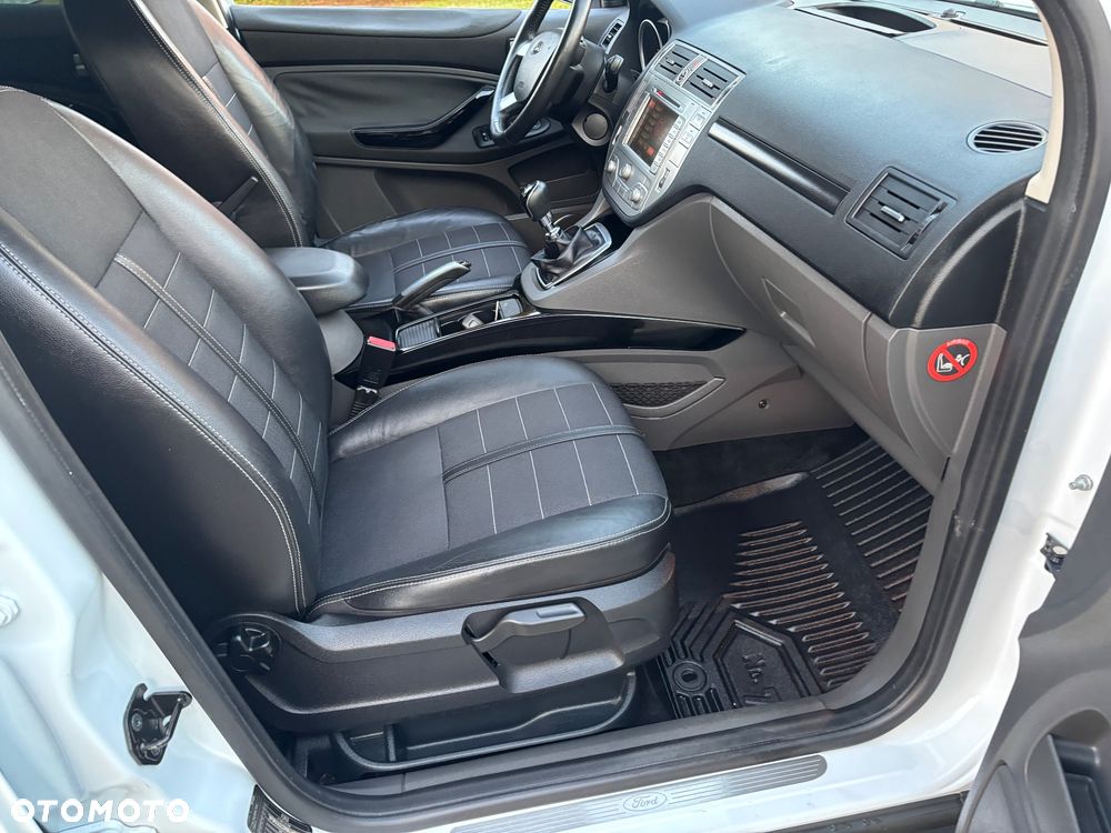 Ford Kuga 2.0 TDCi 2x4 Trend - 16