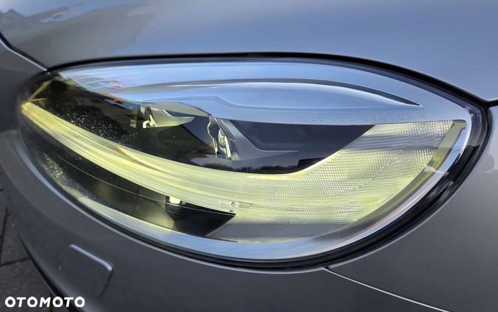 Volvo V40 D3 Geartronic - 17