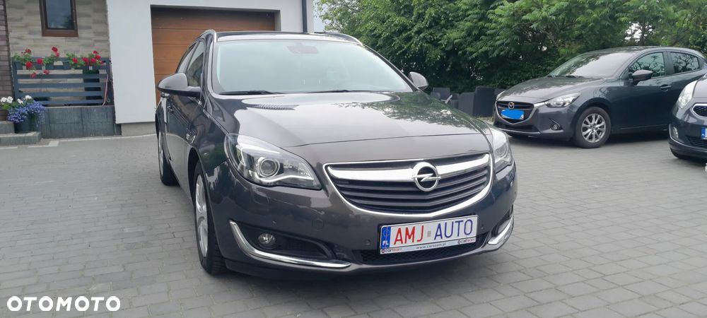 Opel Insignia - 11