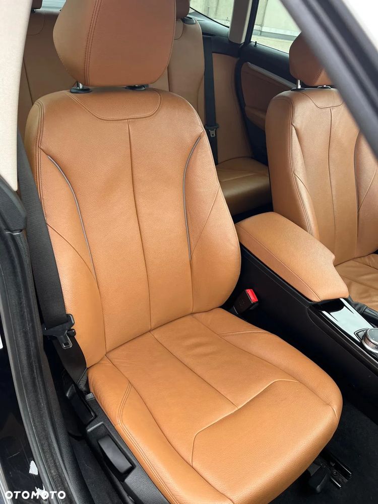 BMW 3GT 320d xDrive Luxury Line - 16
