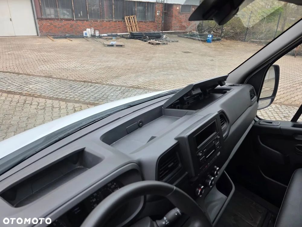 Renault Master - 29