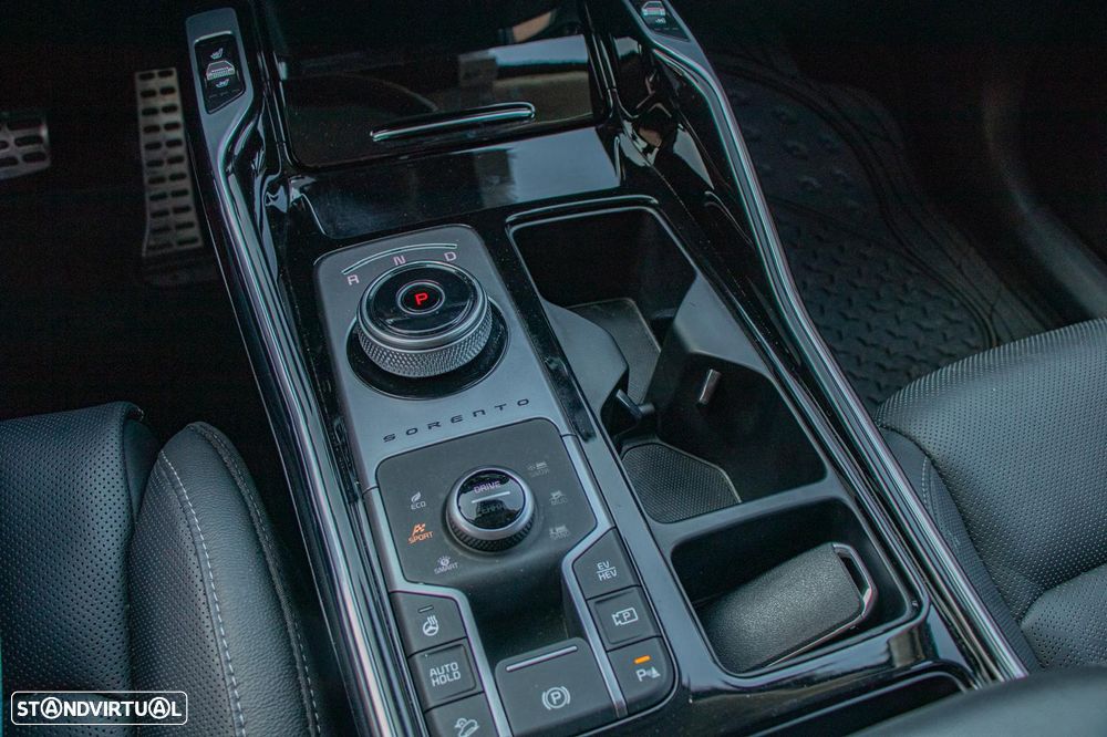 Kia Sorento 1.6 T-GDI PHEV Concept+SRF - 12