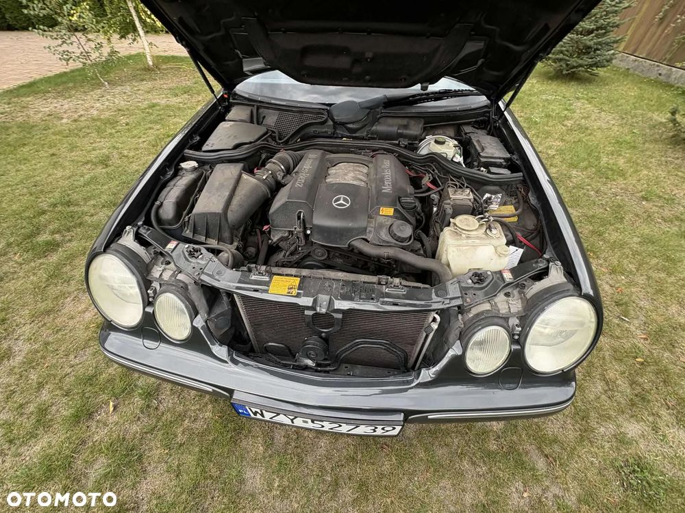 Mercedes-Benz Klasa E - 6