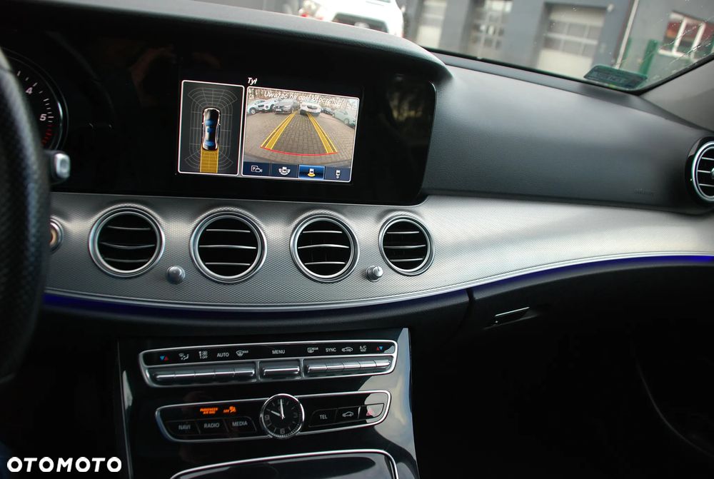 Mercedes-Benz Klasa E 220 d 9G-TRONIC Avantgarde - 15