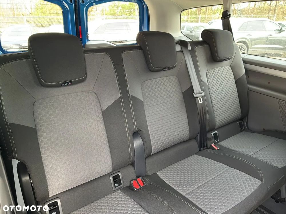 Volkswagen Caravelle 2.0 TDI L2 Life - 18