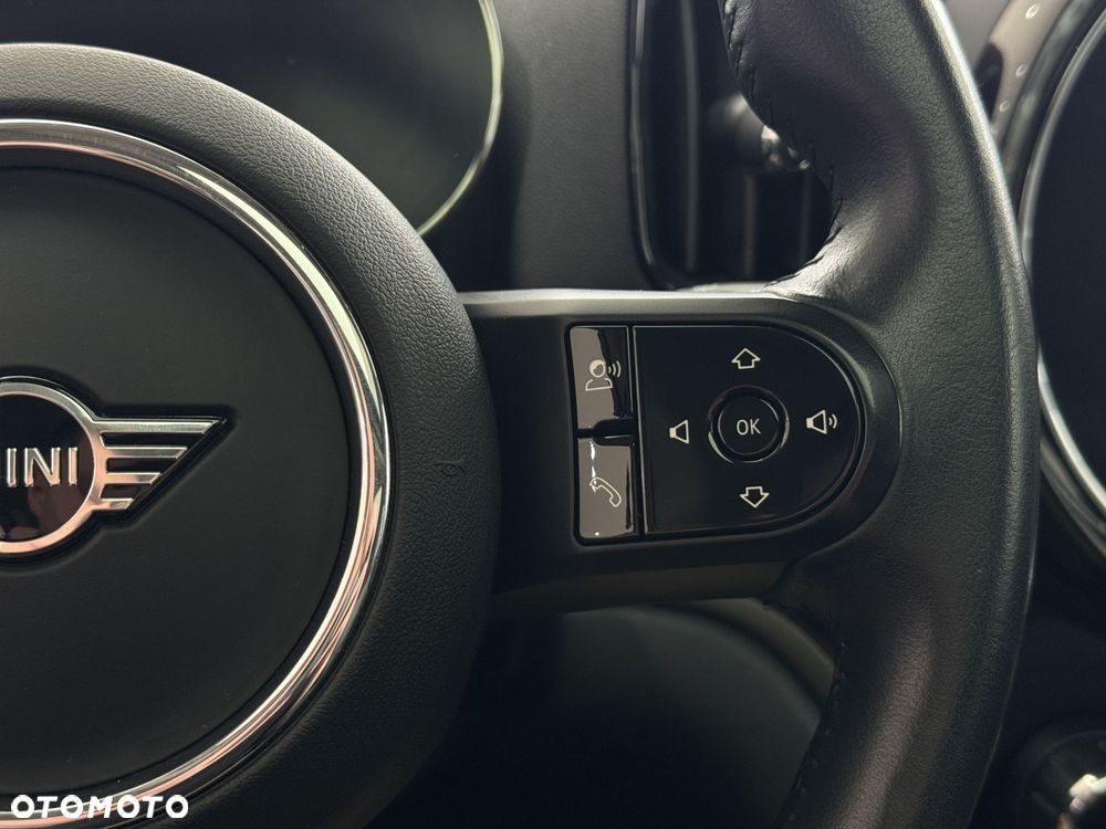 MINI Countryman - 25