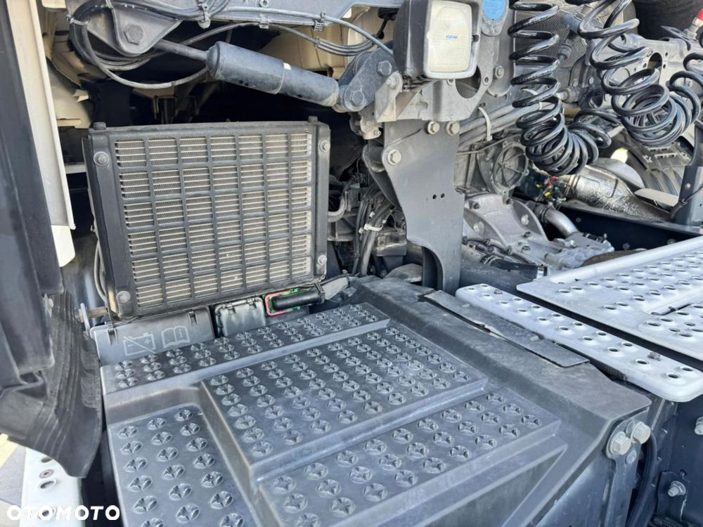 Scania R 460 A4x2NA - 8