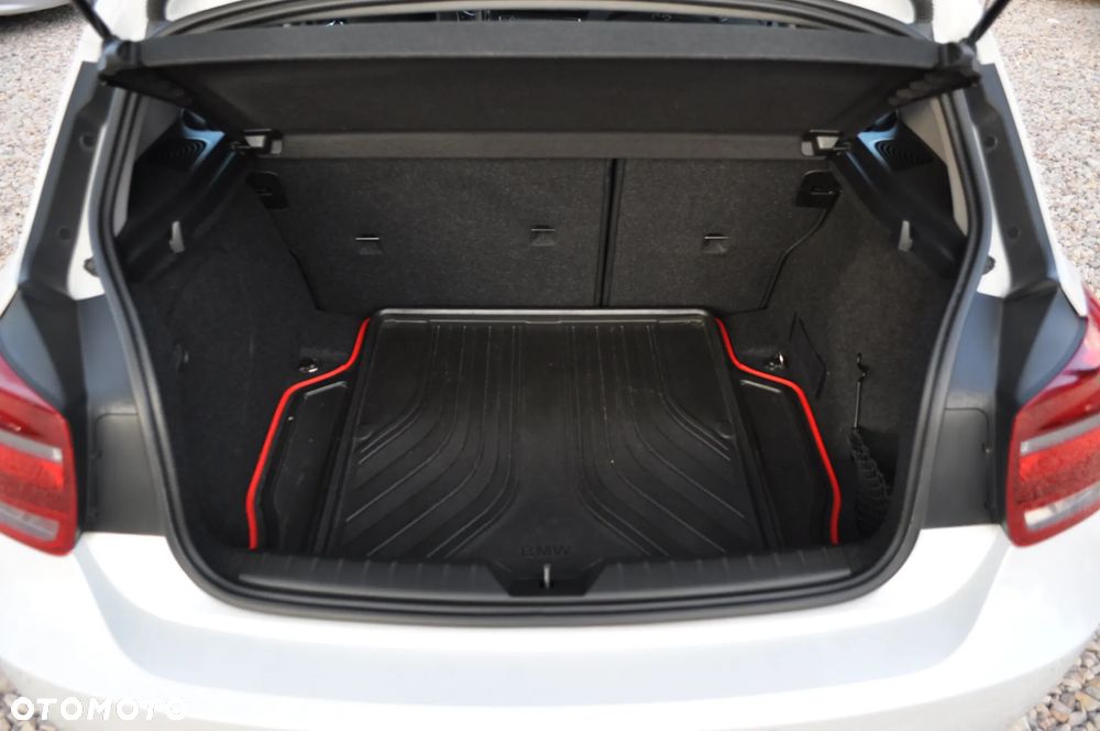 BMW Seria 1 116i - 15