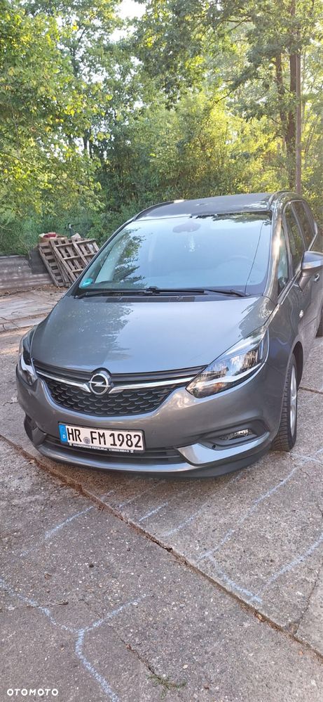 Opel Zafira - 8