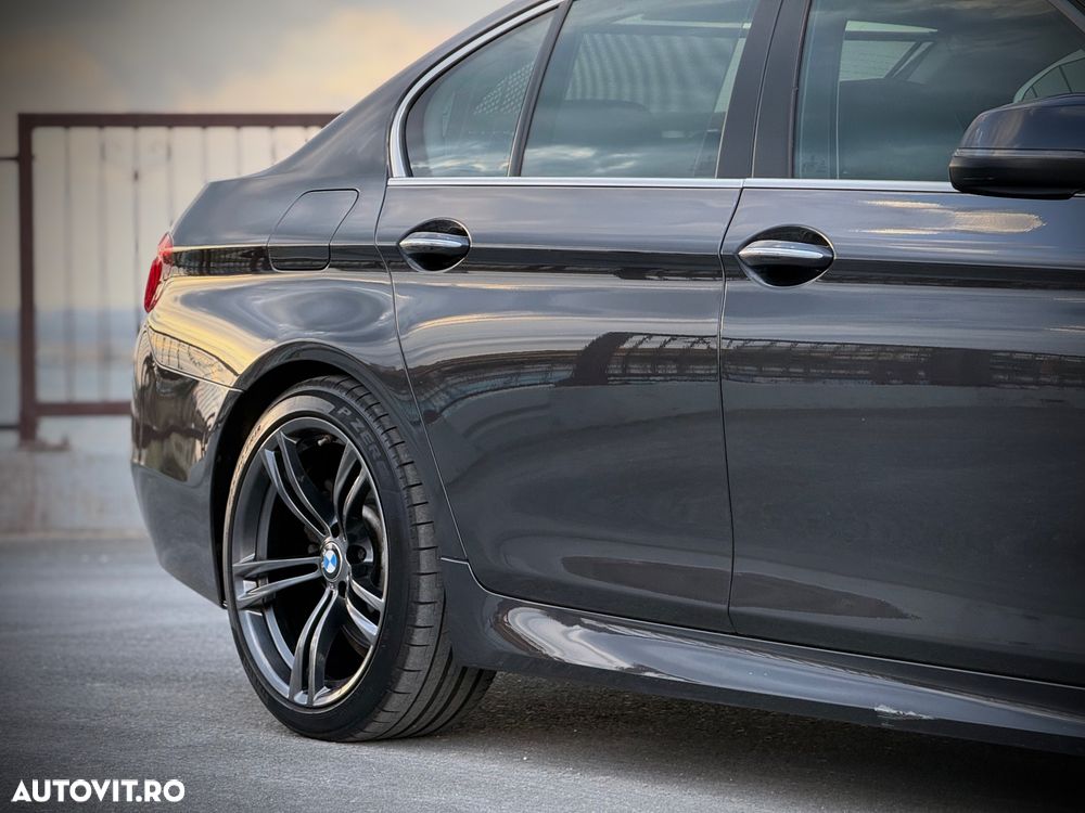 BMW Seria 5 520d AT - 3