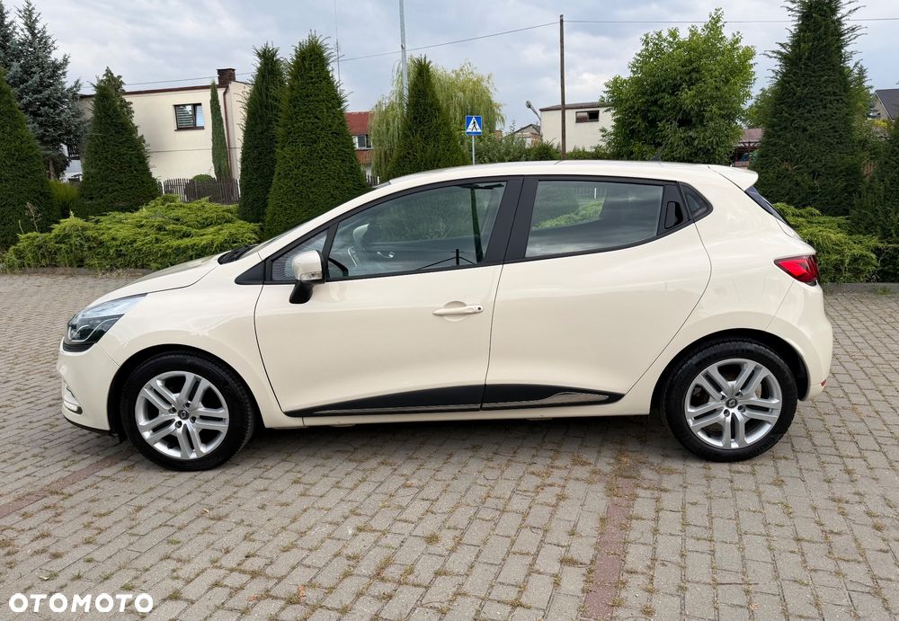 Renault Clio 1.2 16V Limited EU6 - 4