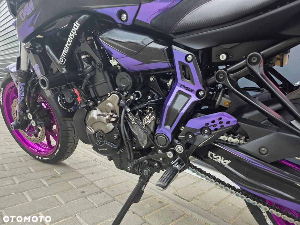 Yamaha MT - 9