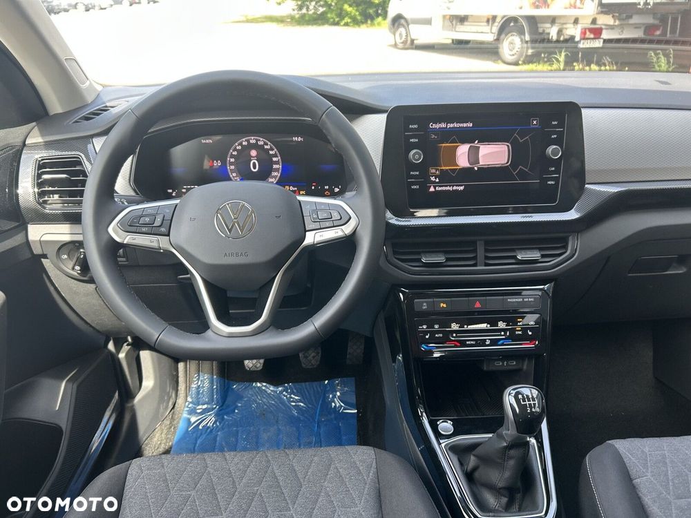 Volkswagen T-Cross - 15