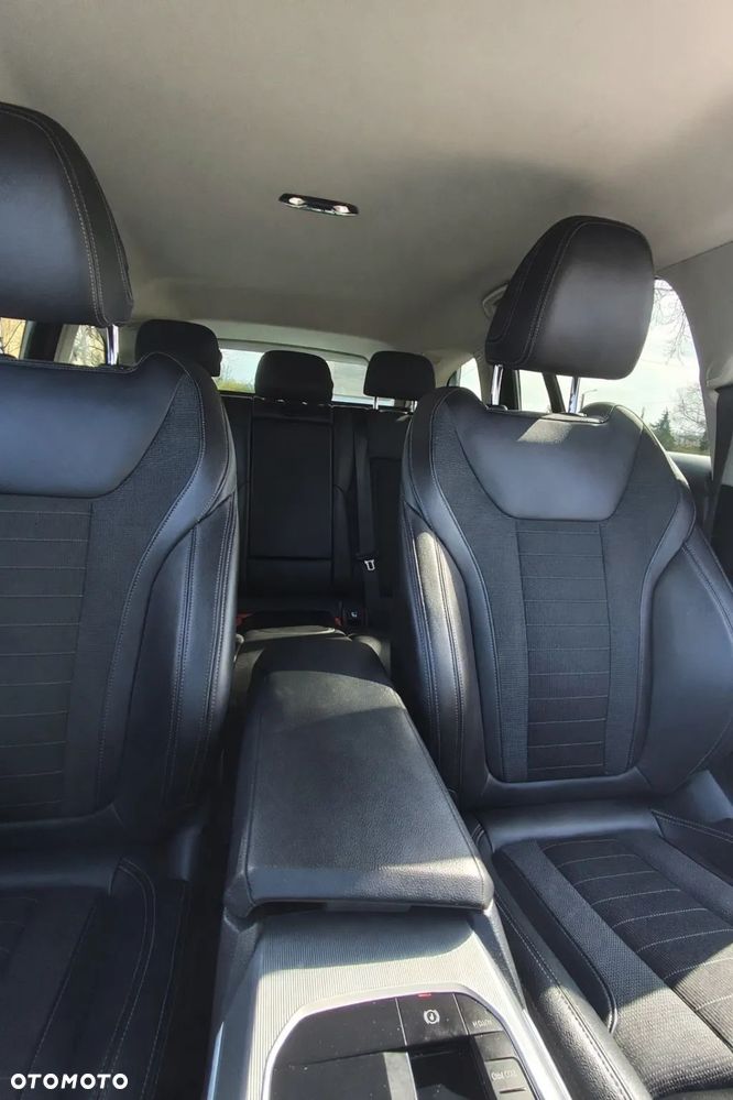 BMW Seria 3 320d Sport Line Shadow sport - 17