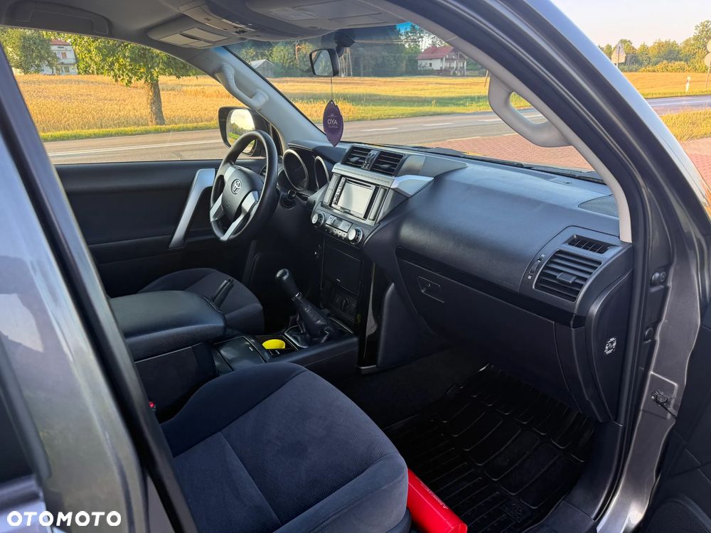 Toyota Land Cruiser 2.8 D-4D - 9