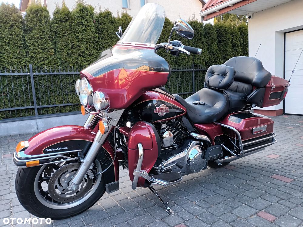 Harley-Davidson FLHTCU Ultra - 12