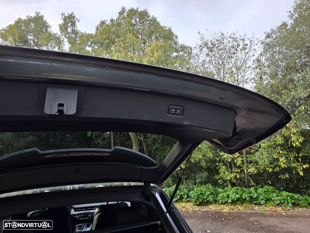 Audi SQ7 4.0 TDI V8 quattro Tiptronic 7L - 12