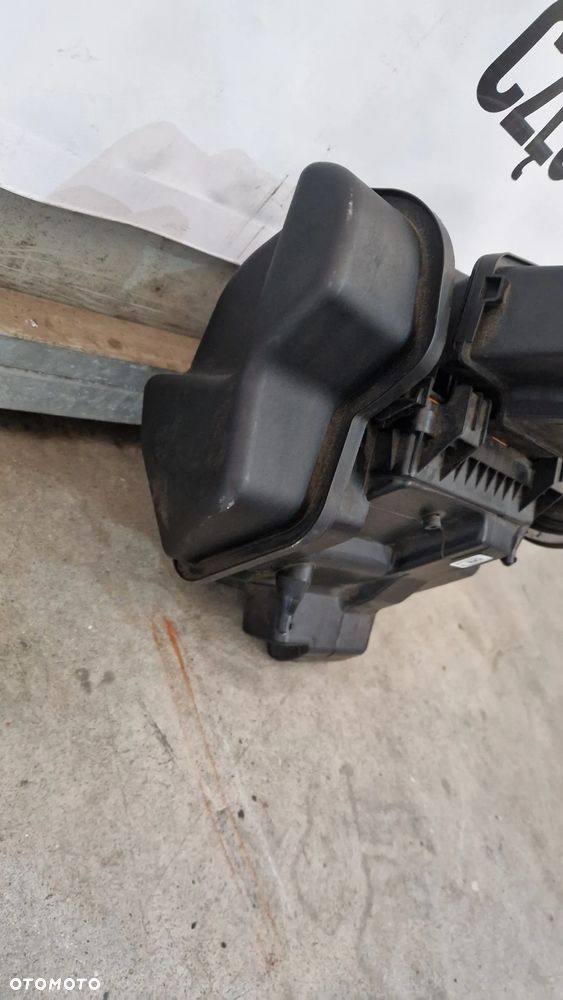 Ford Escape,Kuga IV filtr powietrza 2.5 hybryda - 4