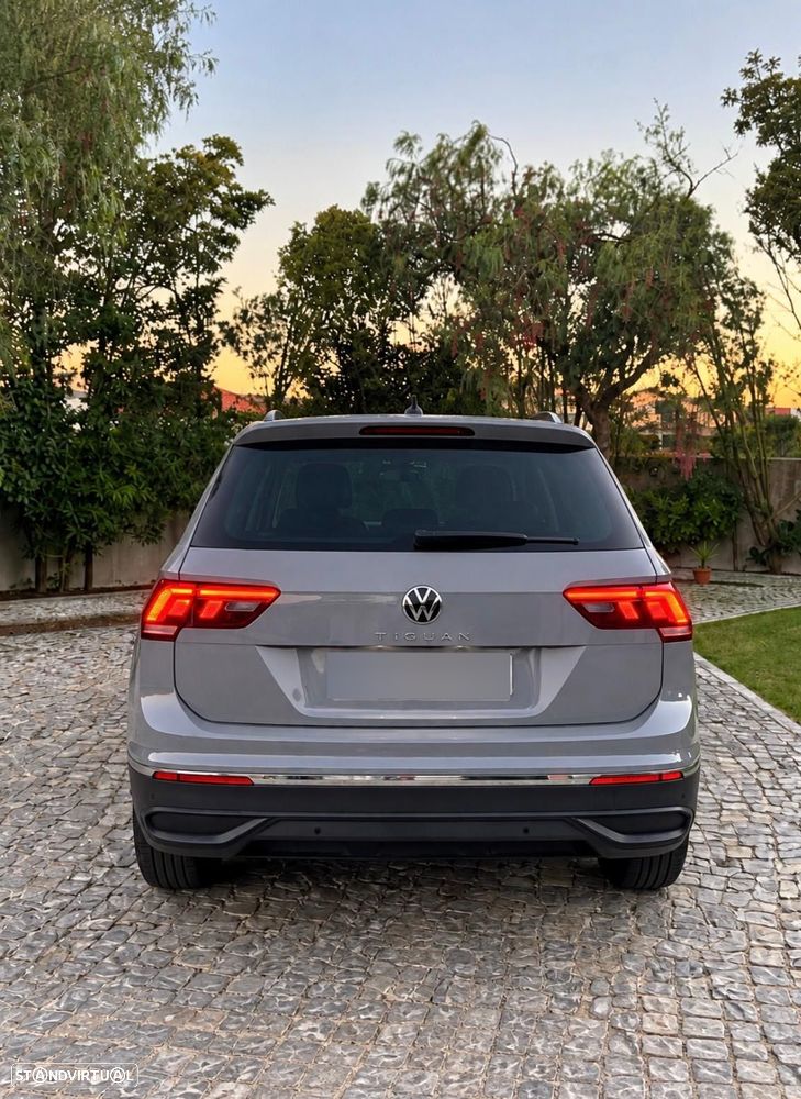 VW Tiguan 1.5 TSI Confortline - 7