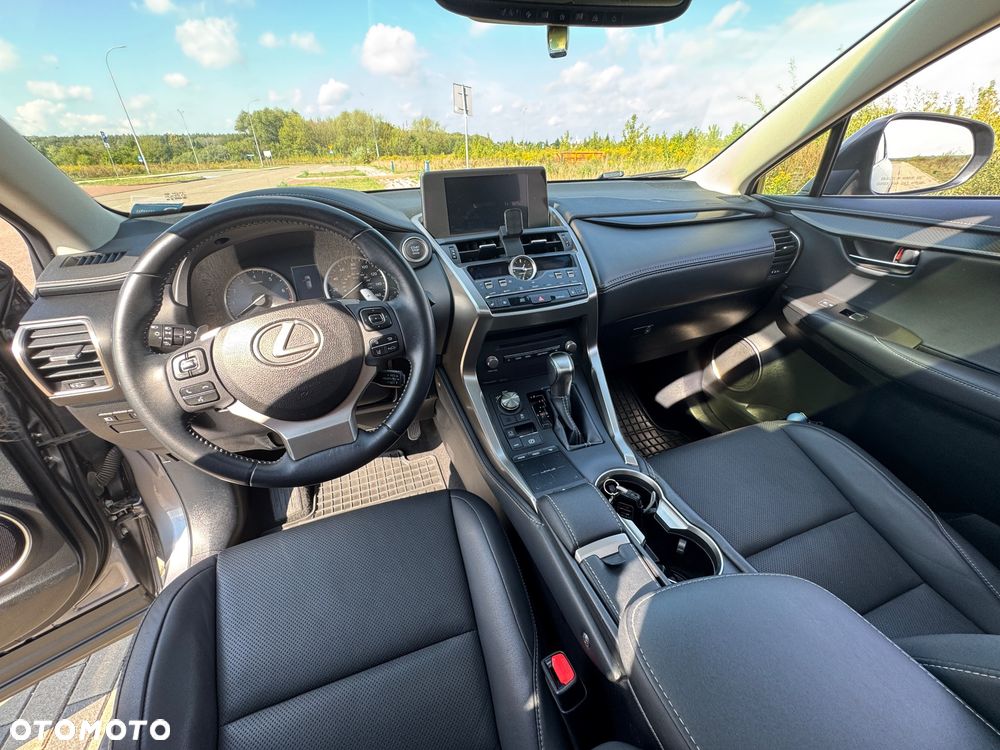 Lexus NX 300 - 27