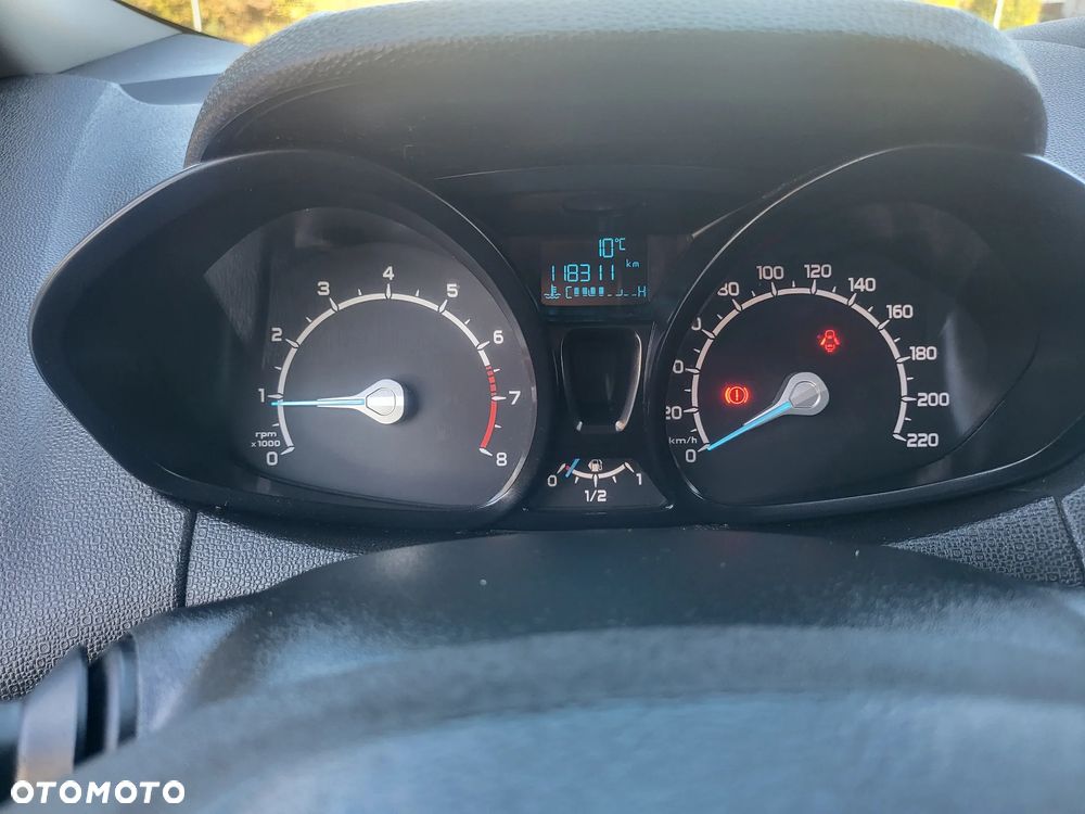 Ford EcoSport - 30