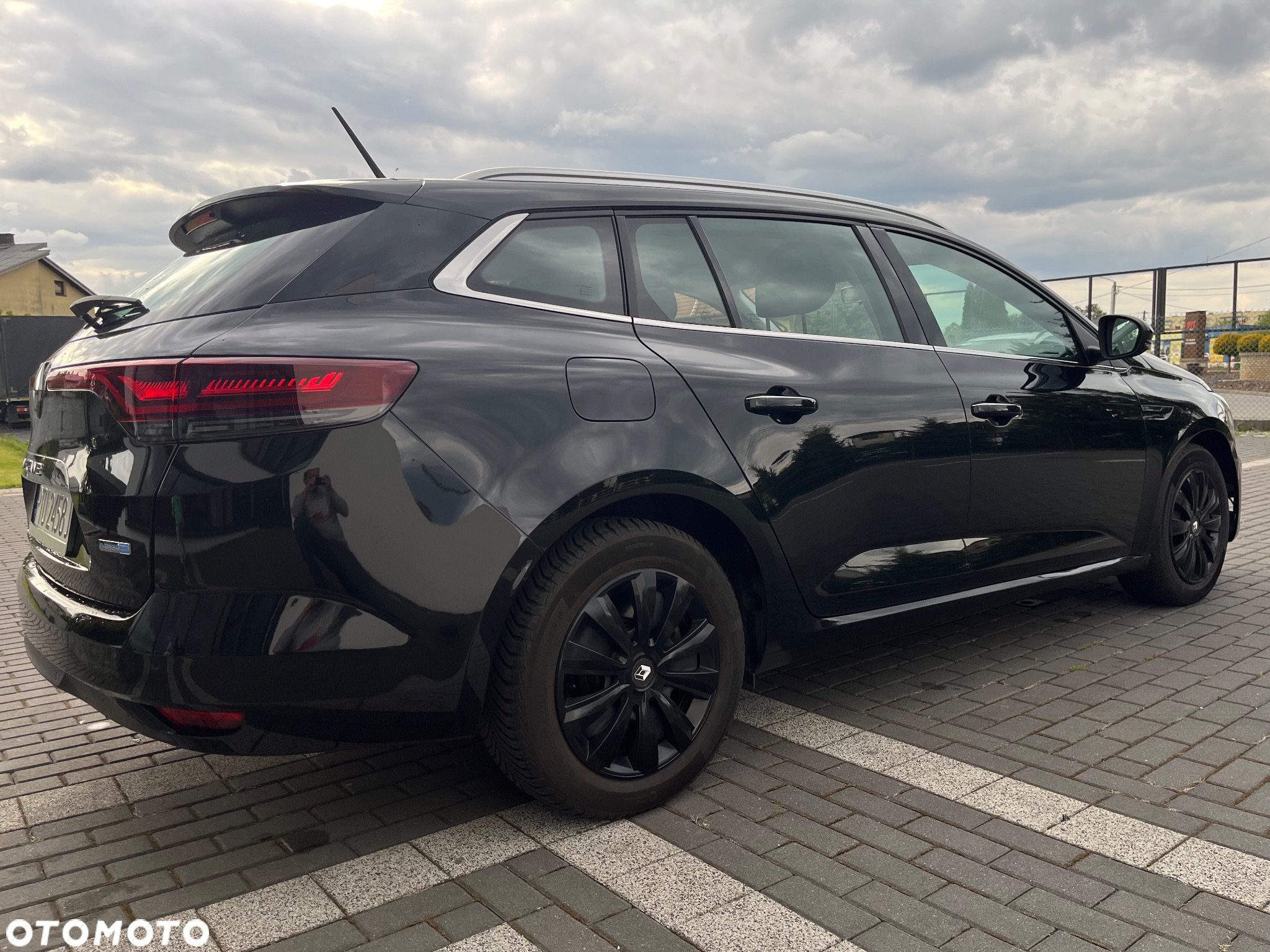 Renault Megane E-TECH Plug-in Hybrid 160 E-Tech engineered - 9