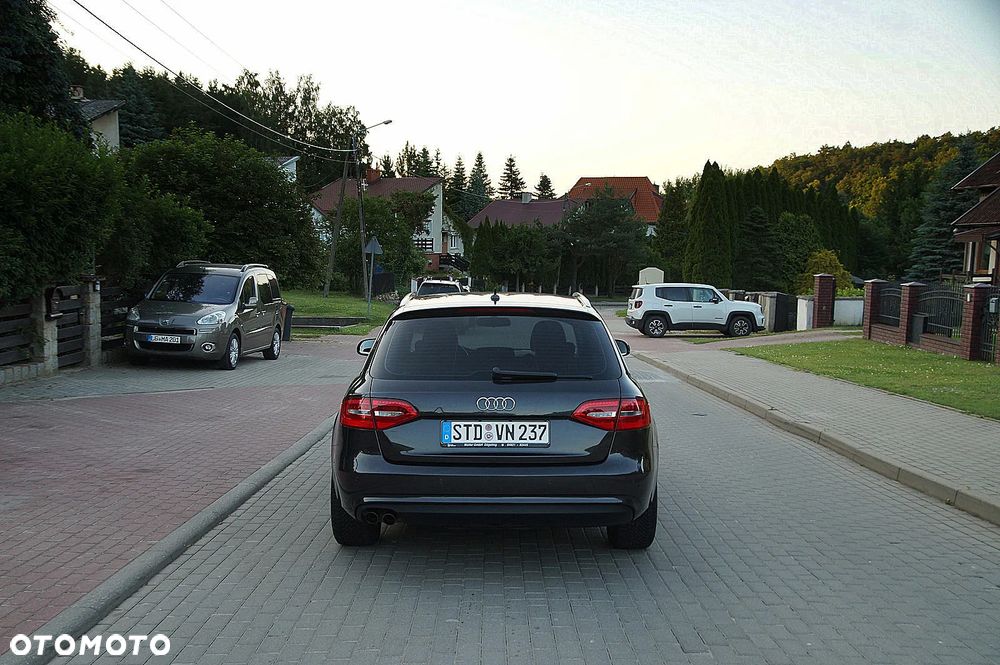 Audi A4 Avant 2.0 TDI DPF Attraction - 7
