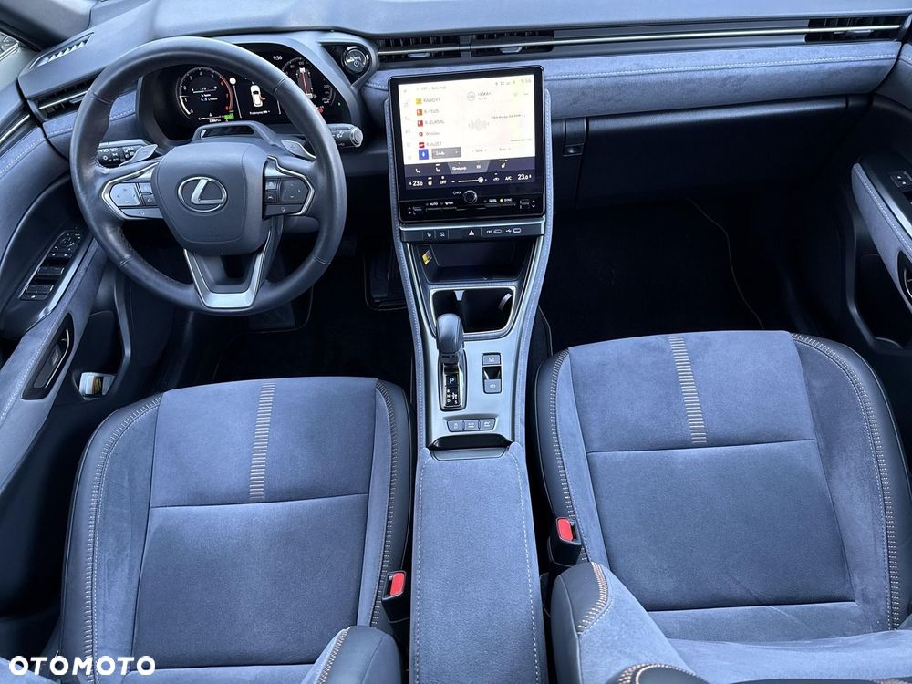 Lexus LBX 1.5 Hybrid Cool - 11