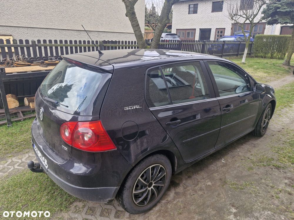 Volkswagen Golf - 2