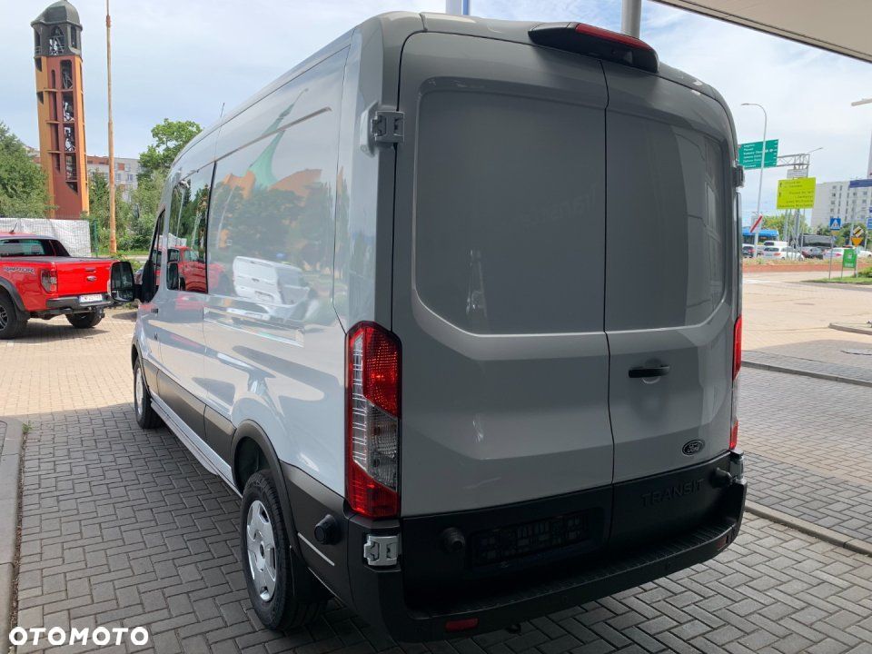Ford Transit - 8
