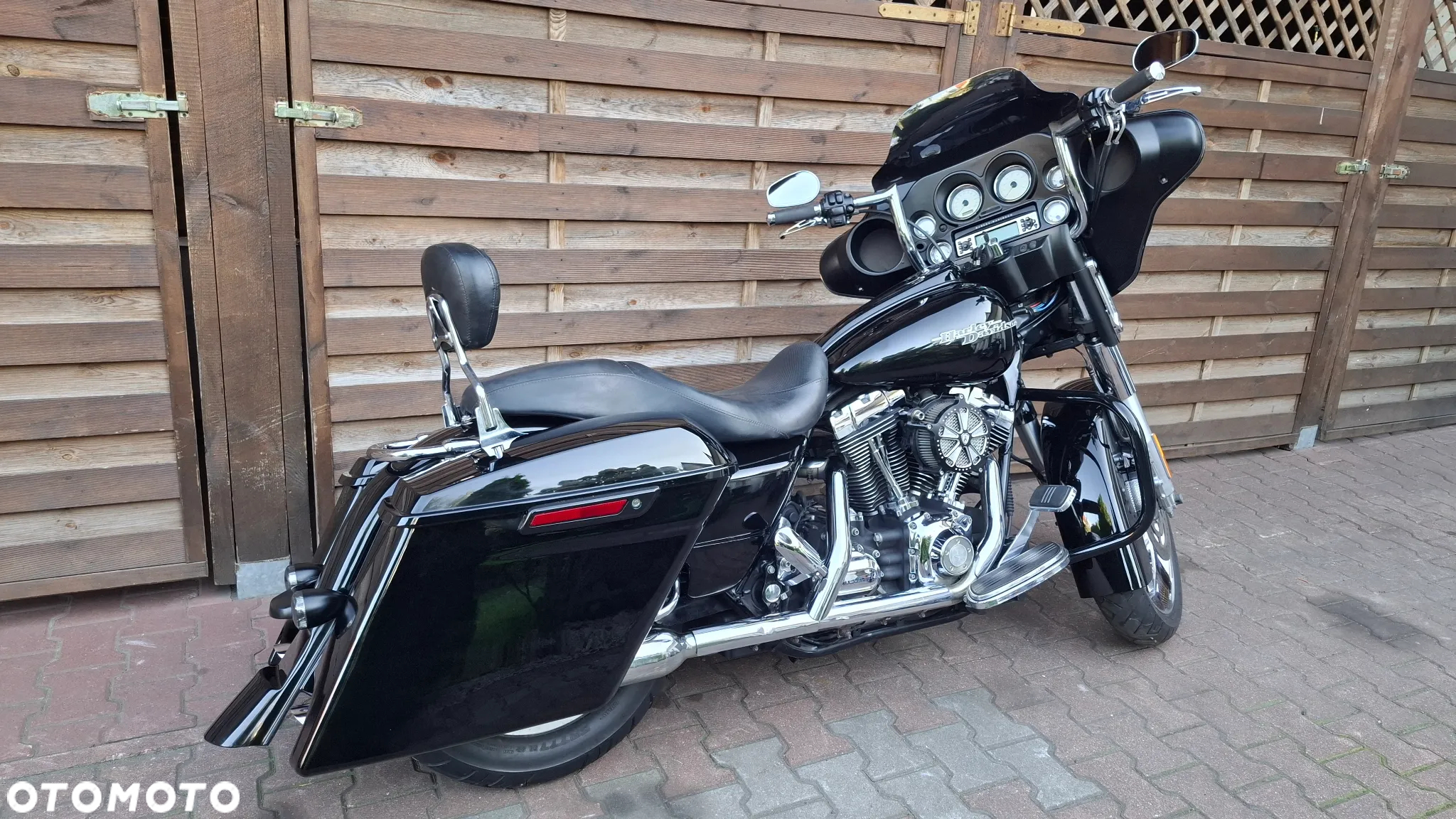 Harley-Davidson Touring Street Glide - 3
