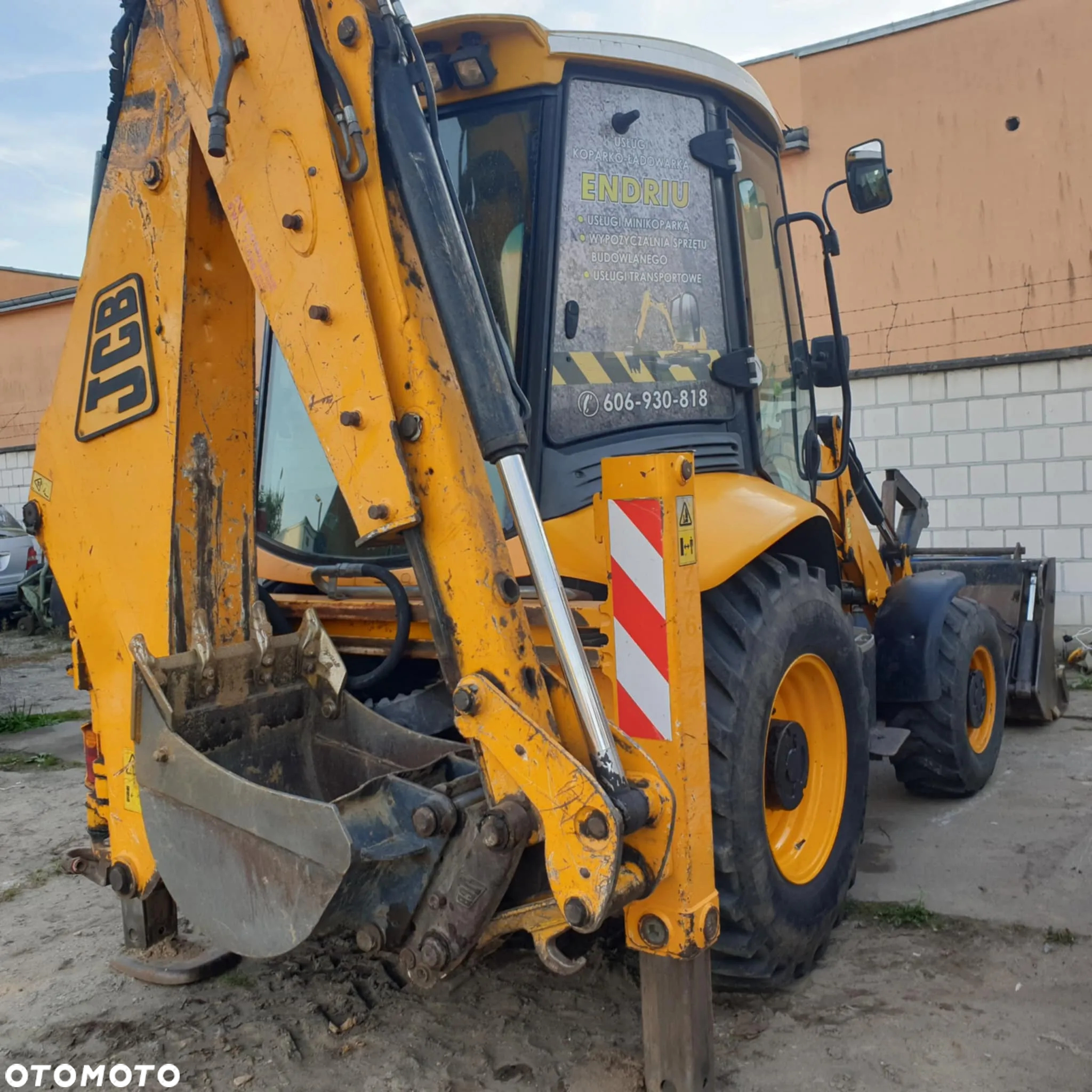 JCB 3CX - 6