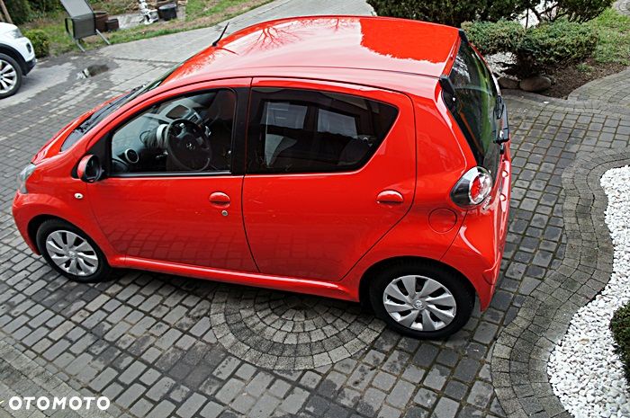 Toyota Aygo CoolRed - 8