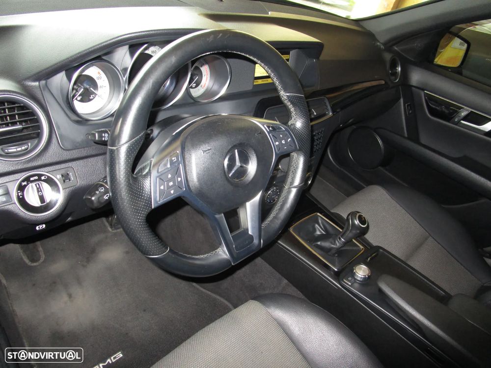 Mercedes-Benz C 250 Station CDI DPF BlueEFFICIENCY Avantgarde - 14