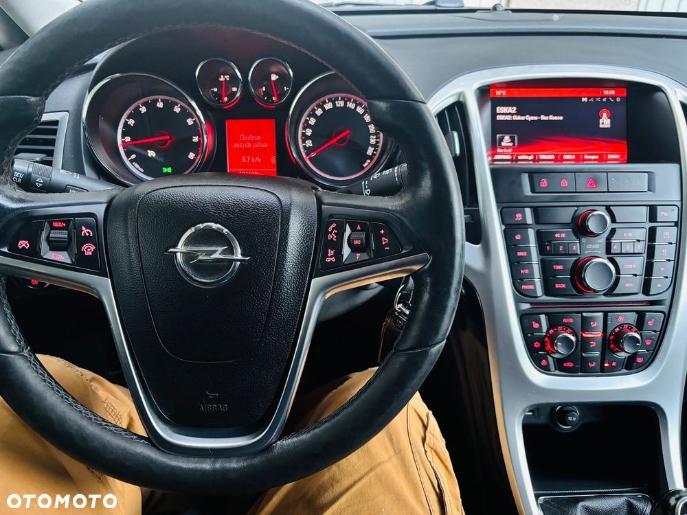 Opel Astra 1.4 T Sport - 23