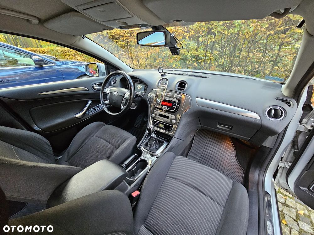 Ford Mondeo 2.0 TDCi Titanium - 15