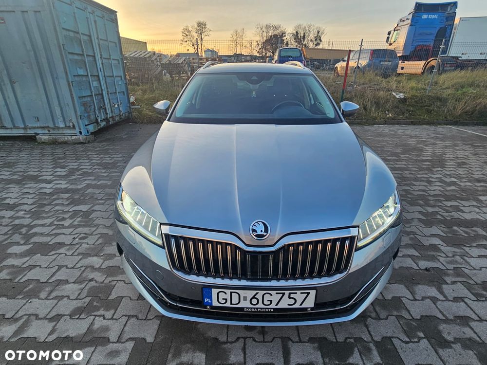 Skoda Superb 2.0 TDI Style DSG - 22