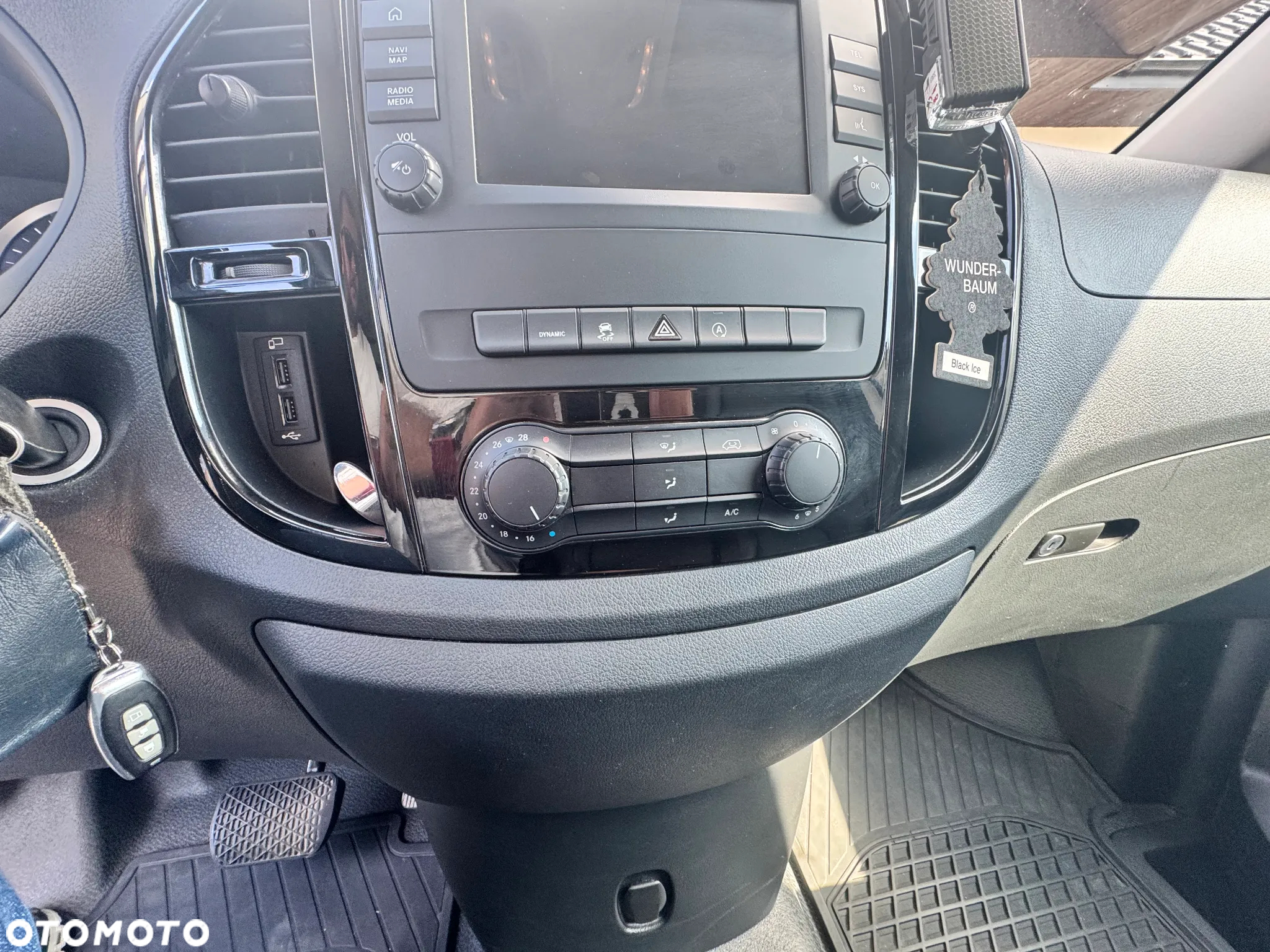 Mercedes-Benz VITO - 16