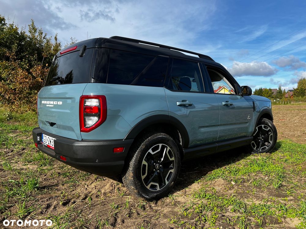 Ford Bronco - 33