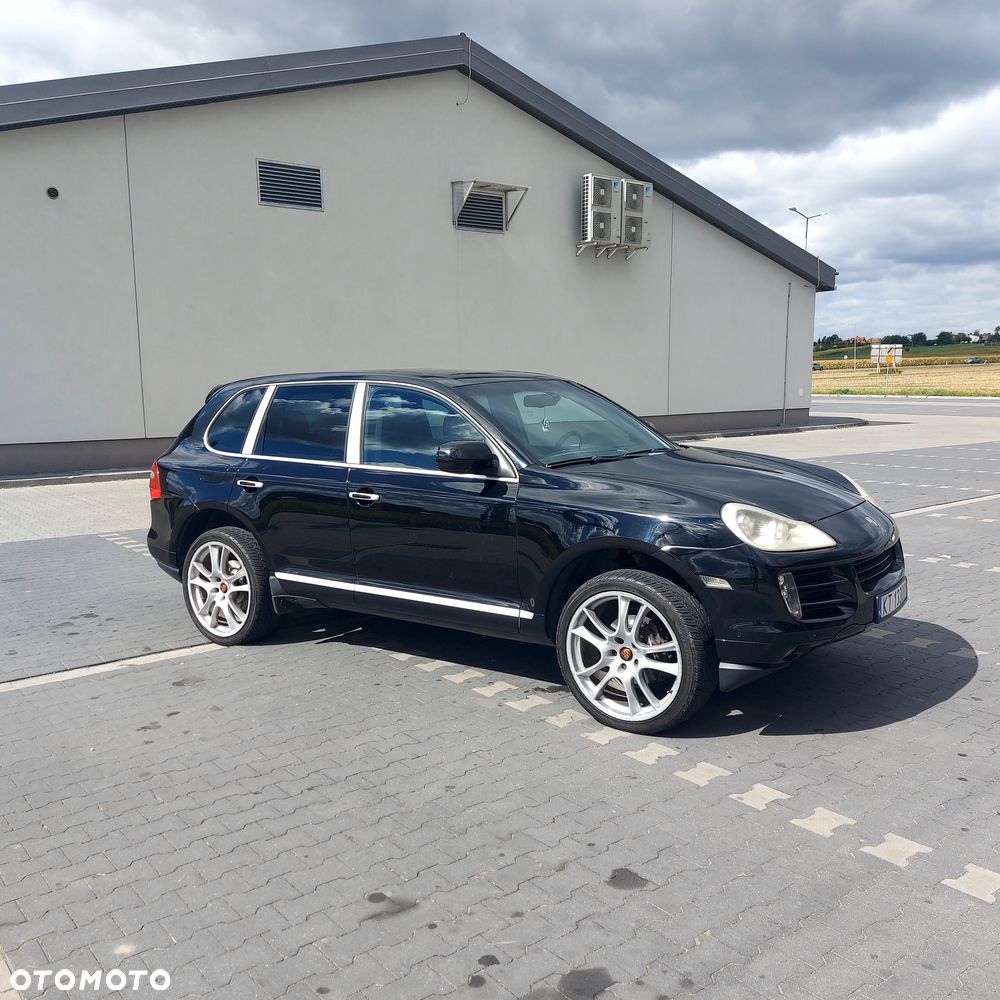 Porsche Cayenne - 7