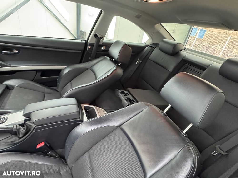 BMW Seria 3 320d xDrive Edition Exclusive - 7