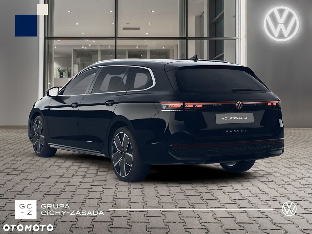 Volkswagen Passat Variant 2.0 TDI SCR R-Line Plus DSG - 4