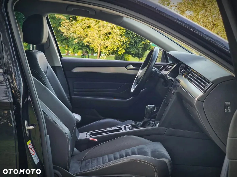 Volkswagen Passat 2.0 TDI 4Mot Elegance DSG - 15