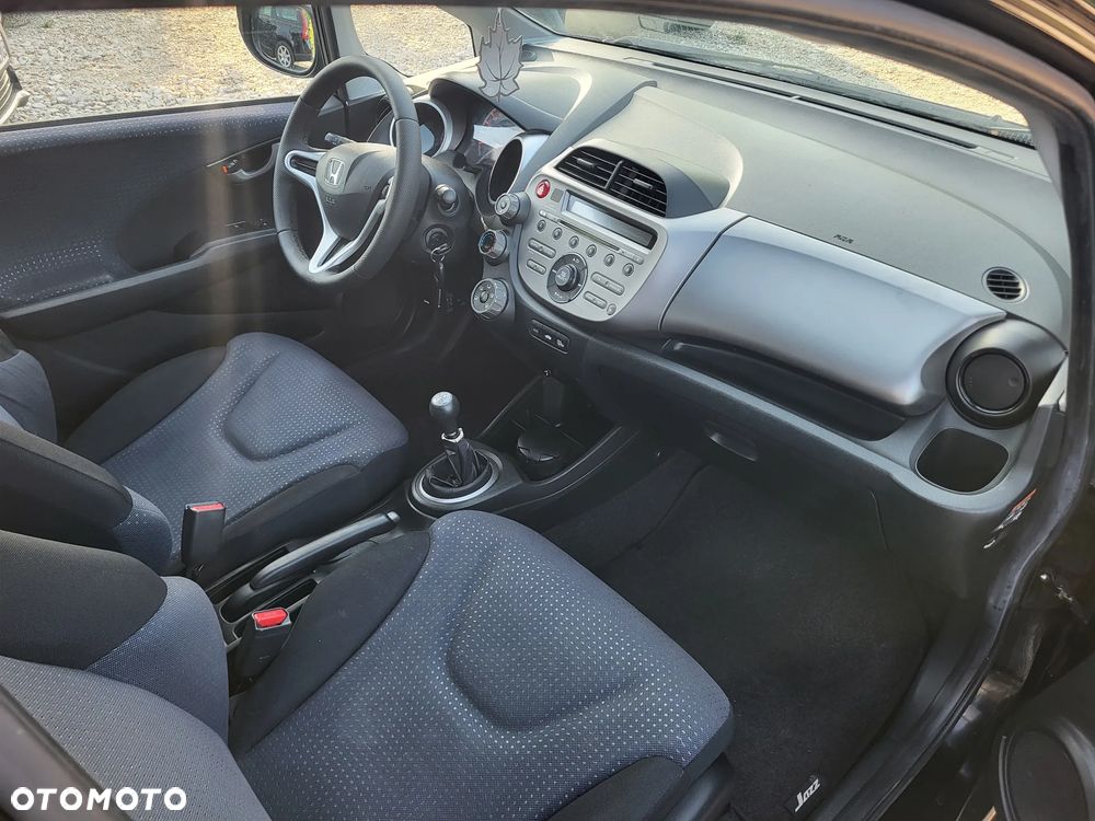 Honda Jazz 1.2 Trend VSA - 25