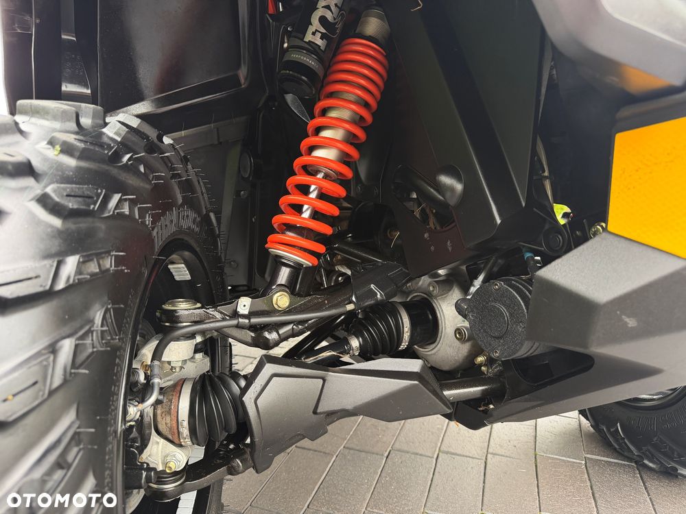 Can-Am Outlander - 16