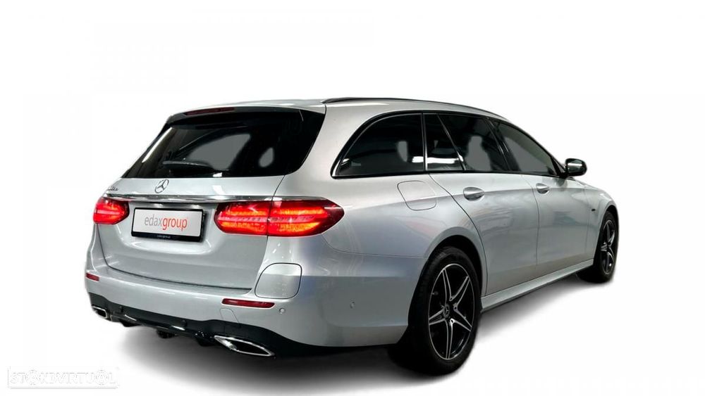 Mercedes-Benz E 300 de AMG Line - 2