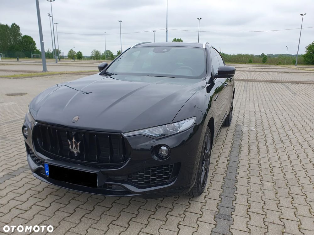 Maserati Levante S Q4 - 1