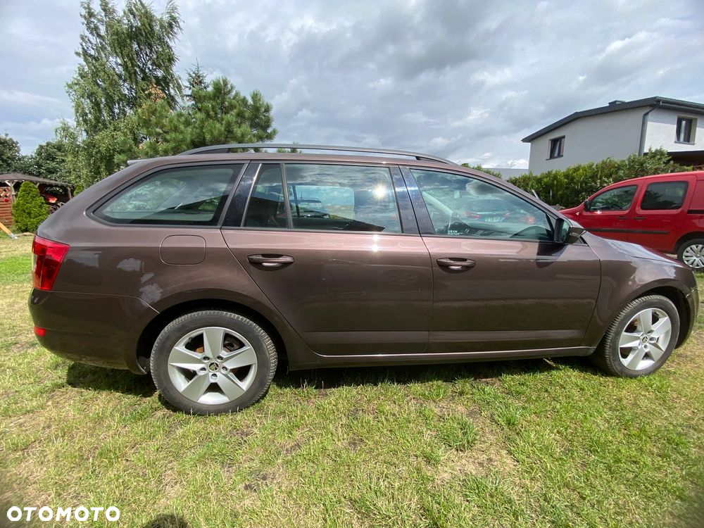 Skoda Octavia 2.0 TDI Elegance - 3
